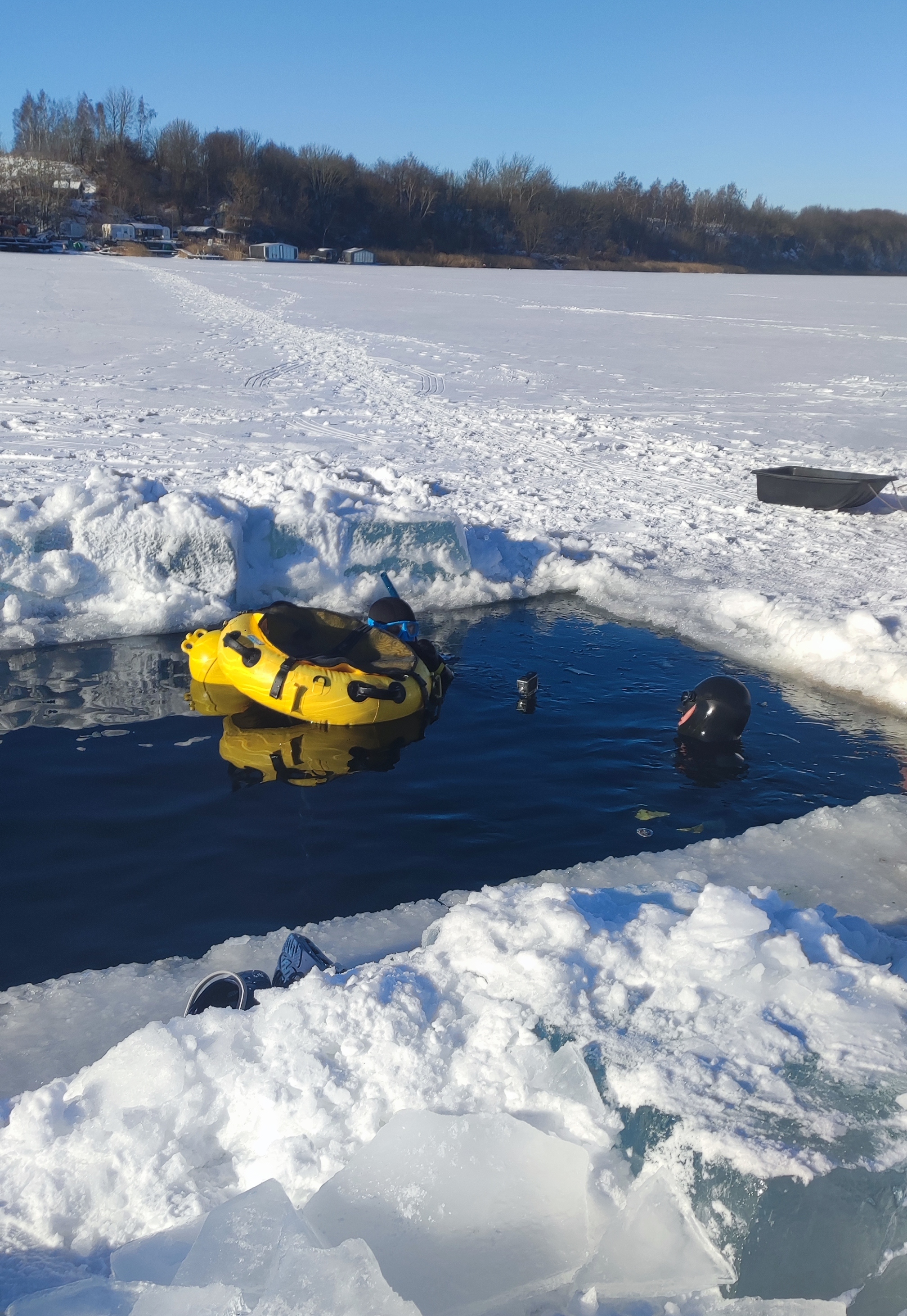 Прорубь для дайверов
